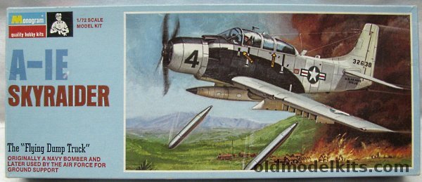 Monogram 1/72 Douglas A1-E Skyraider (A-1E) - Blue Box Issue, 6807 plastic model kit